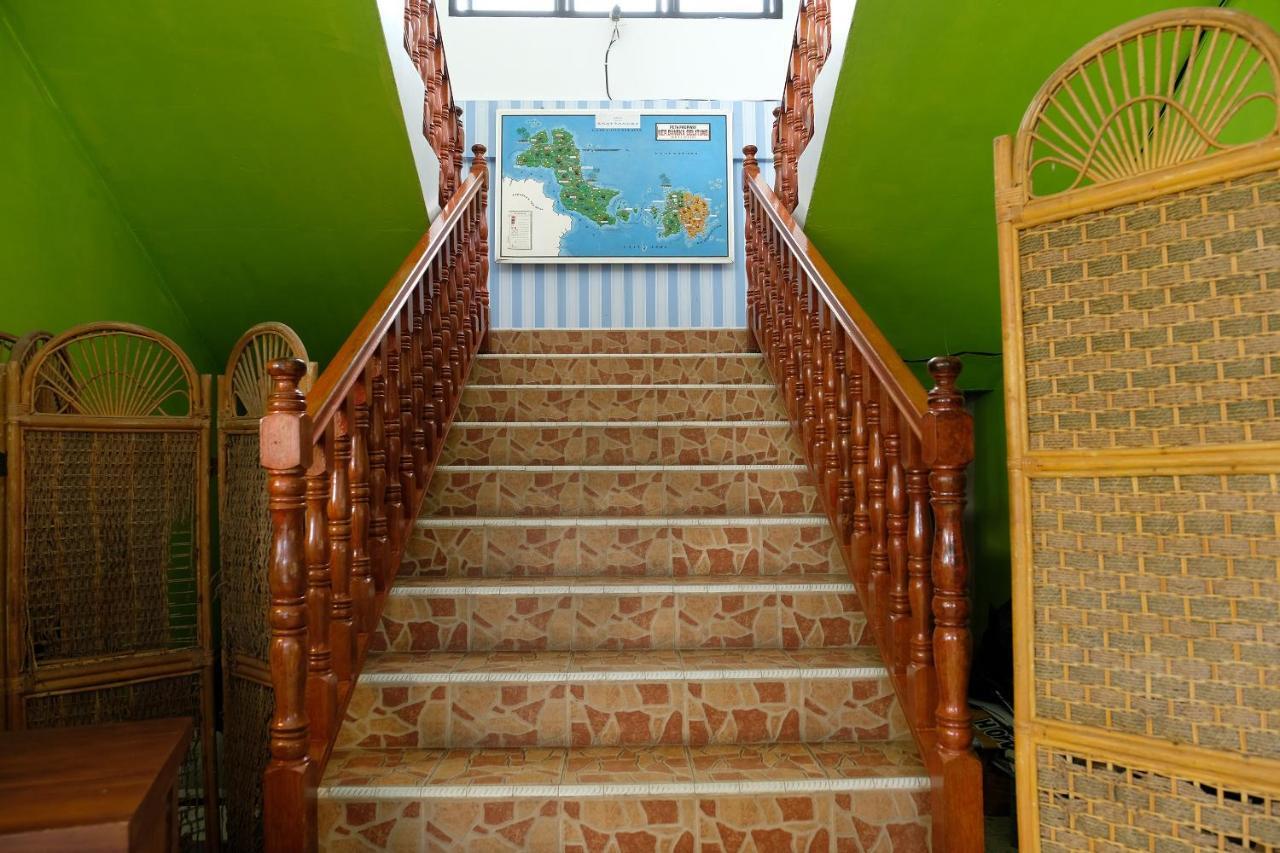 โอโย 2186 เอสเบ โฮเต็ล Hotel ตันจุงปันดัน ภายนอก รูปภาพ